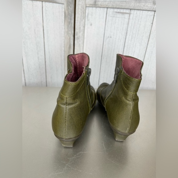 Eric Michael Web Shoemakers Booties Boots Studded Women US 5.5-6 EU 36 Spain - Picture 3 of 6